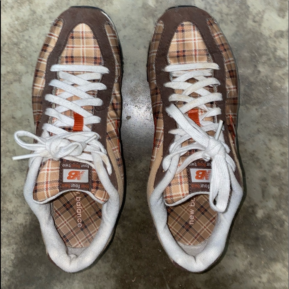 New balance shoes